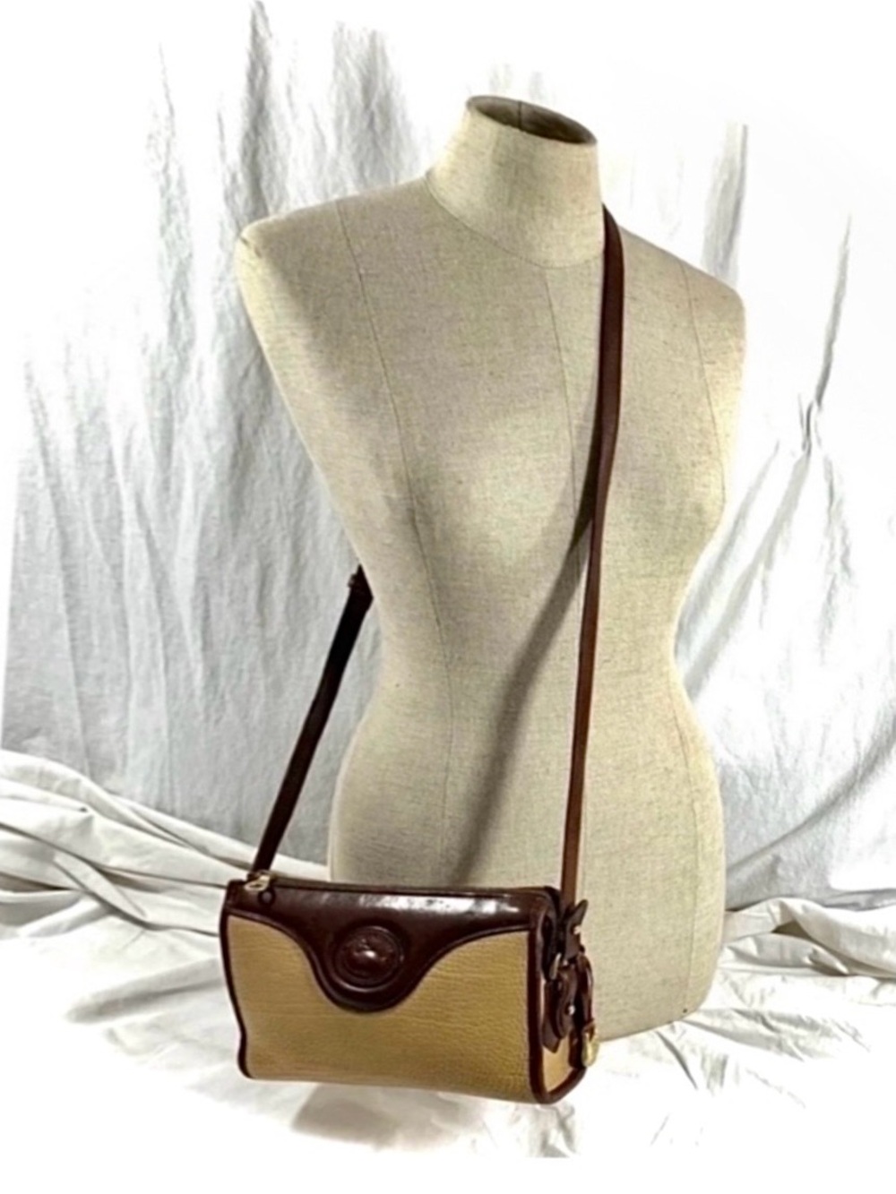 Dooney & Bourke Vintage Sm Zip Top All Weather Leather